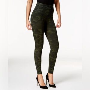 Spanx Look At Me Now Seamless Leggings-Green Camo